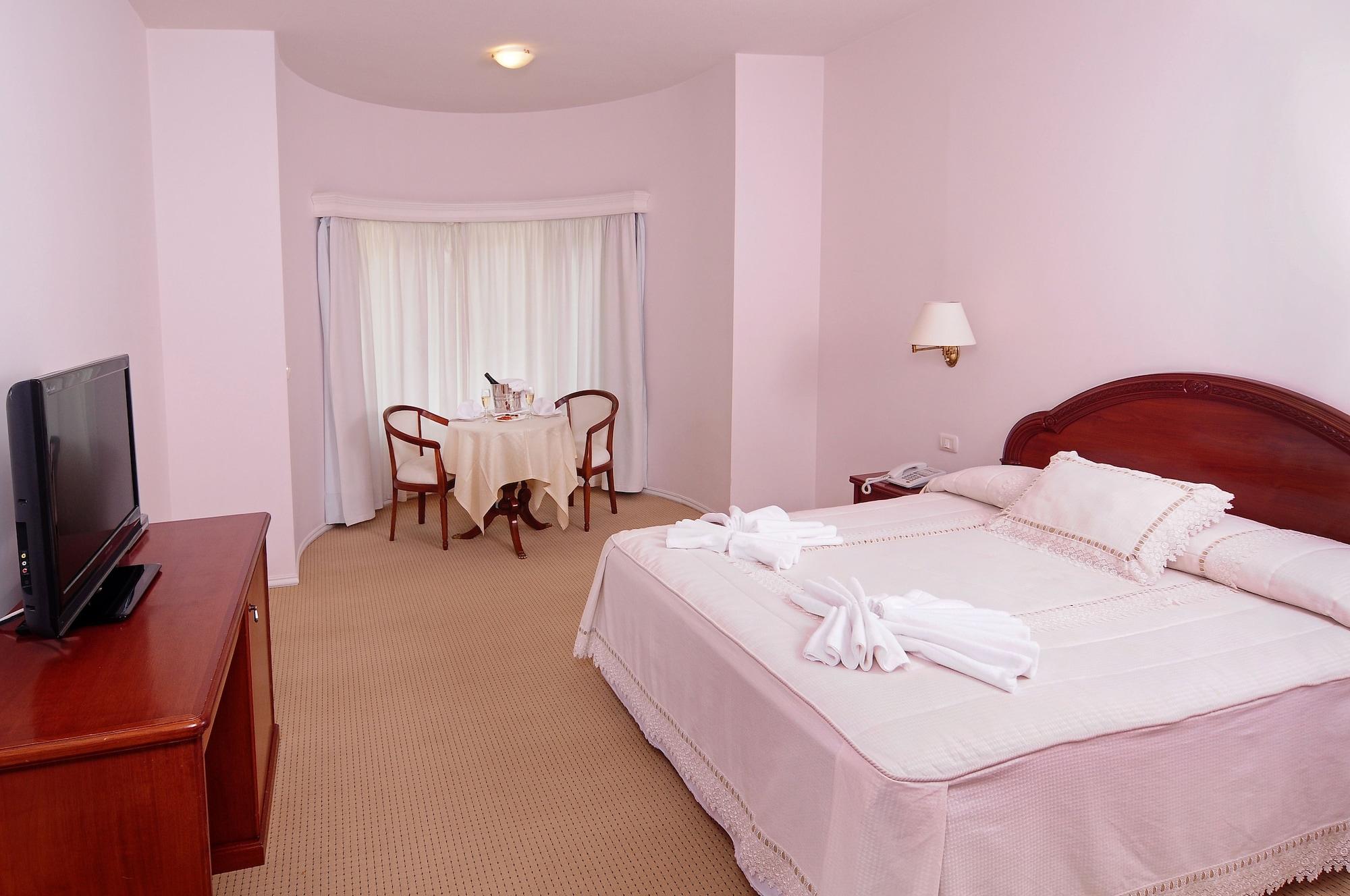 Parque Hotel Jean Clevers Пунта-дель-Эсте Экстерьер фото A bedroom in a hotel