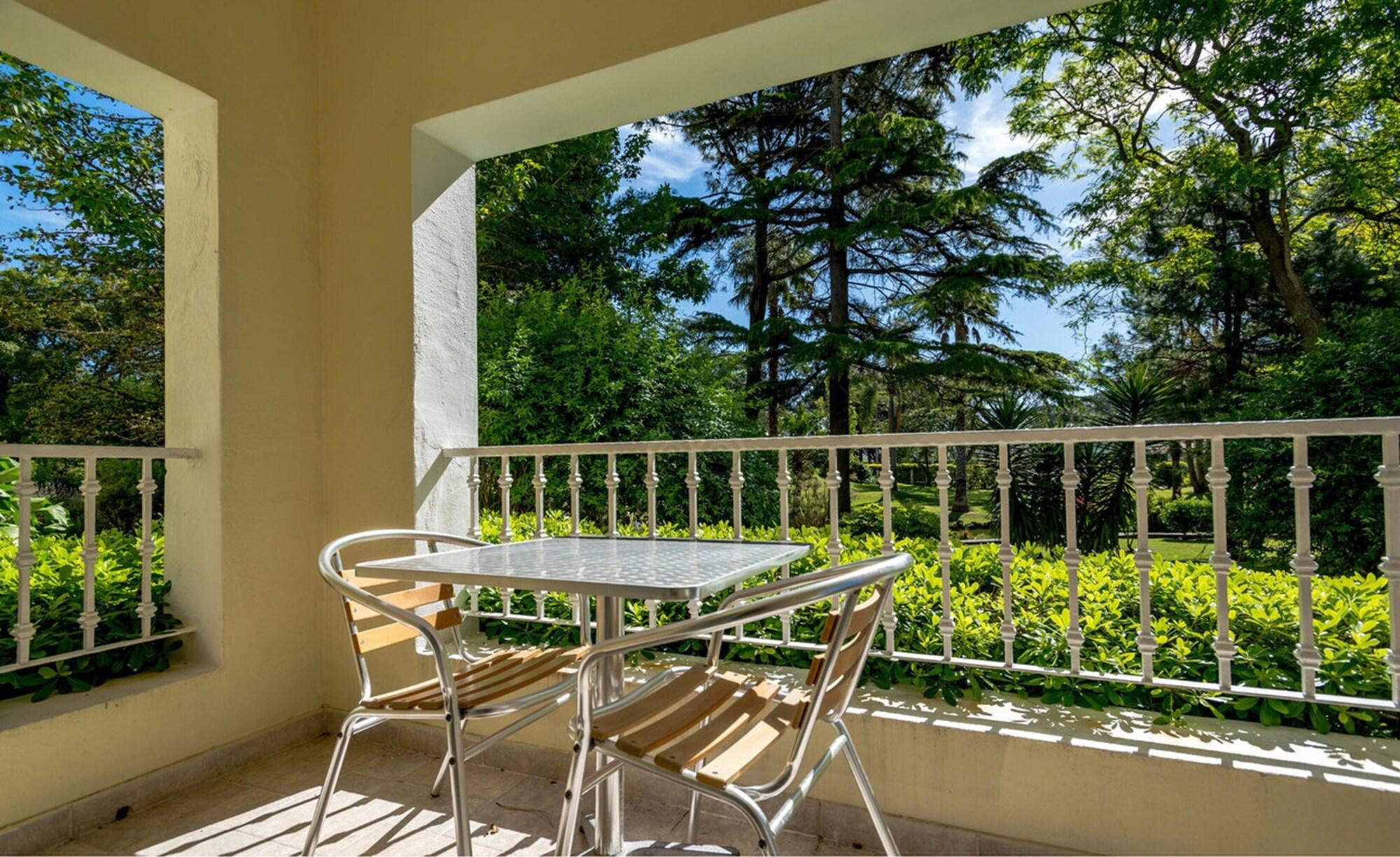 Parque Hotel Jean Clevers Пунта-дель-Эсте Экстерьер фото A balcony