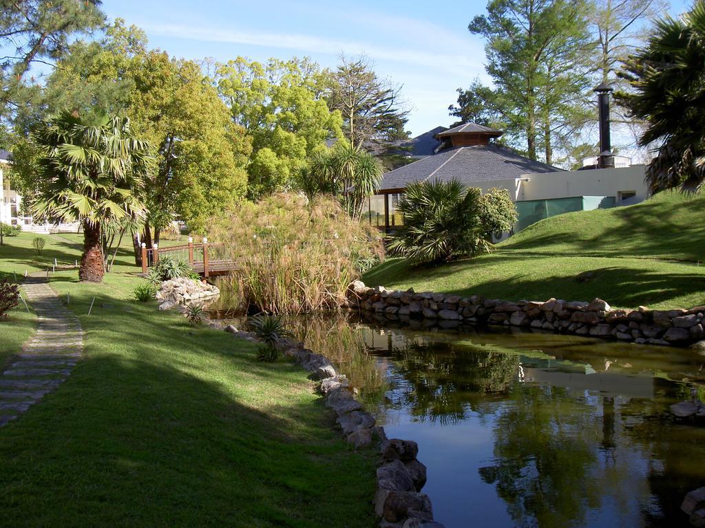 Parque Hotel Jean Clevers Пунта-дель-Эсте Экстерьер фото The stream in the park
